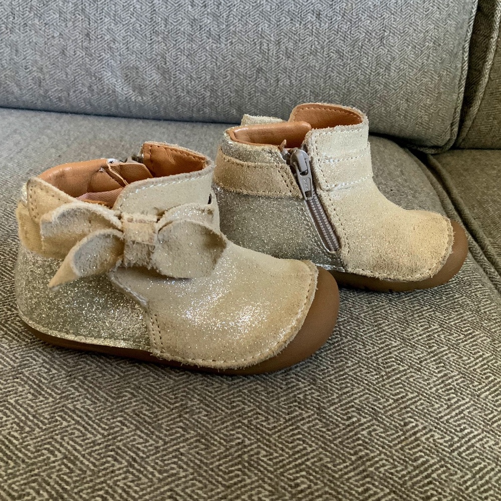 Stride rite 5.5 wide